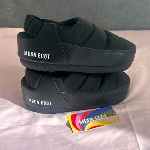 Black Mini Moon Boot Slipper Sandal Band Nylon Brand New US 5/6